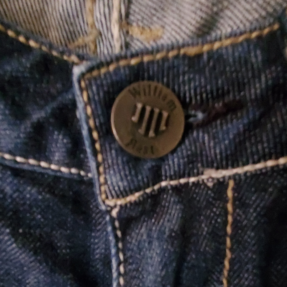 William Rast Jeans - Picture 6 of 7